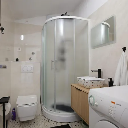 Apartamento By The Sea Slatine, Ciovo - 24266 *