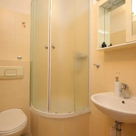 Apartamento By The Sea Slatine, Ciovo - 24266 *