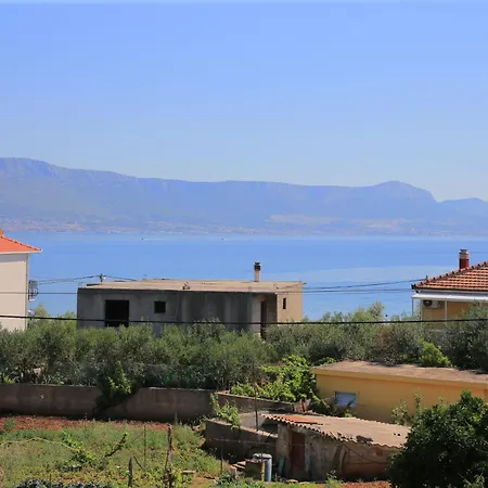 Apartamento By The Sea Slatine, Ciovo - 24266