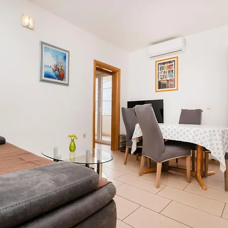 Apartmán By The Sea Slatine, Ciovo - 24266