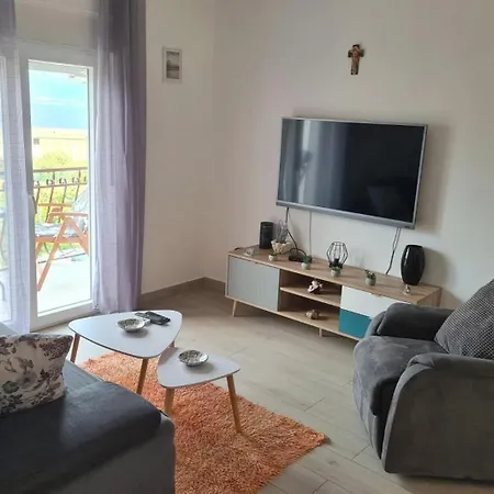 Apartment By The Sea Slatine, Ciovo - 24266 *